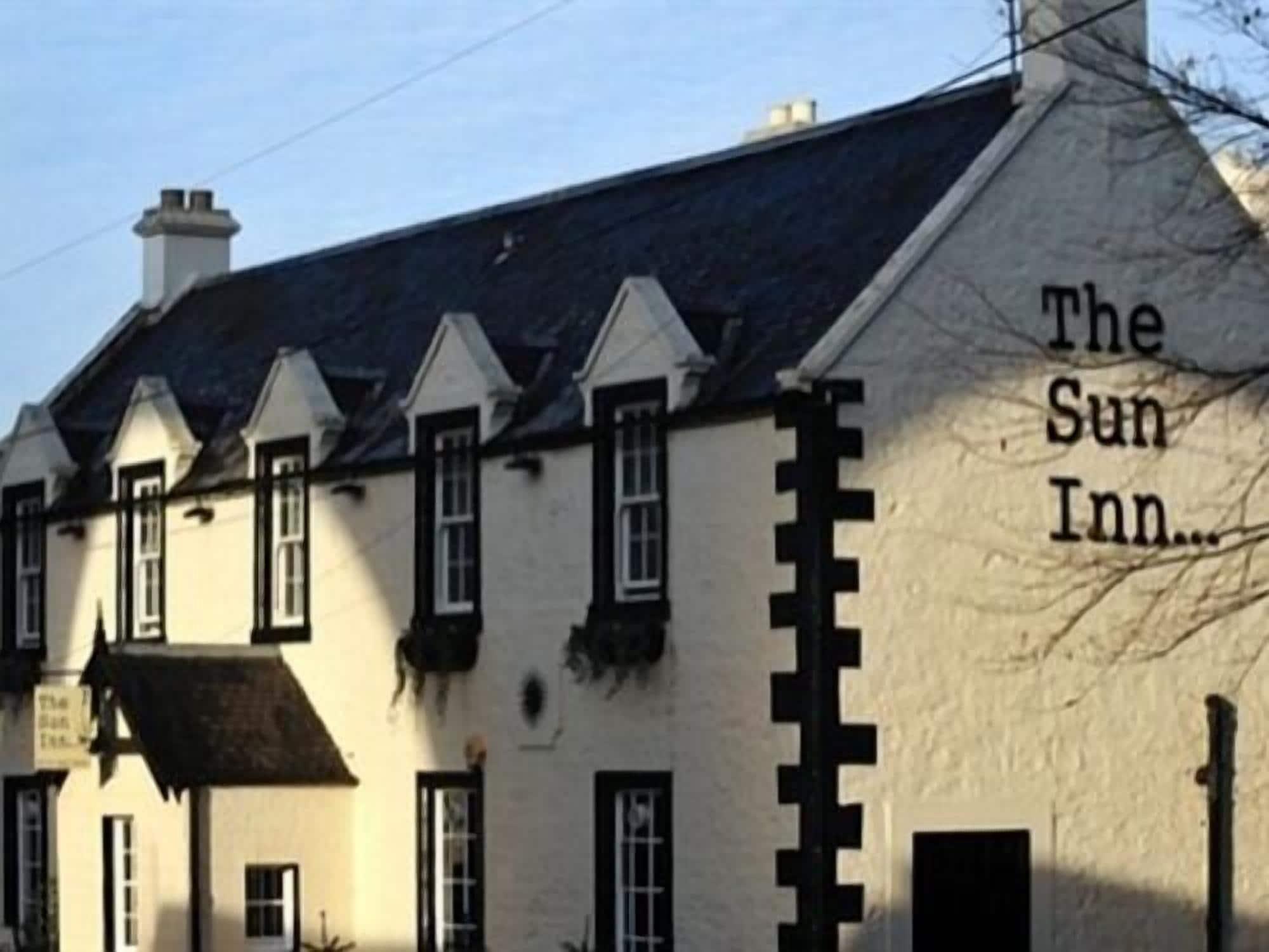 The Sun Inn Dalkeith Exterior photo